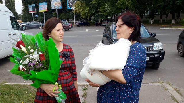 ЗАБИРАЕМ СЕСТРУ ИЗ РОДДОМА смотреть онлайн