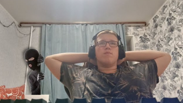 Антоху хотят ограбить смотреть онлайн