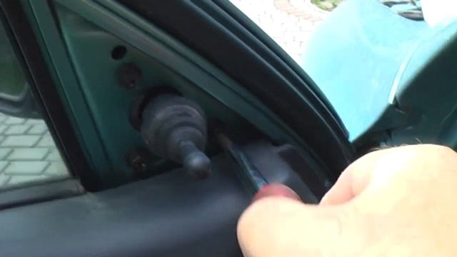 Как легко снять и поставить зеркало заднего вида на Дэу Ланос или Сенс. смотреть онлайн