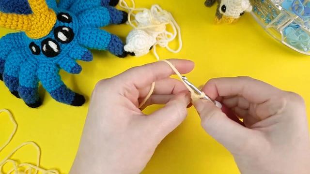 Baby Griffin | Crochet pattern & tutorial