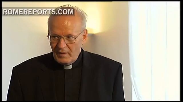 Sínodo: Cardenal Erdö propone reforzar la fe de las familias con la ayuda de los laicos смотреть онлайн