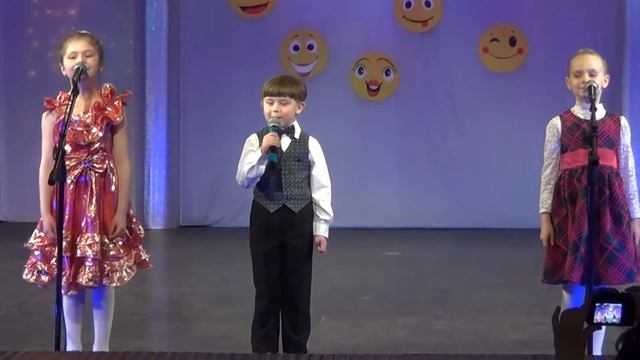 Песня "Мы - дети солнца" музыкальный руководитель Рогачева Г.М. смотреть онлайн