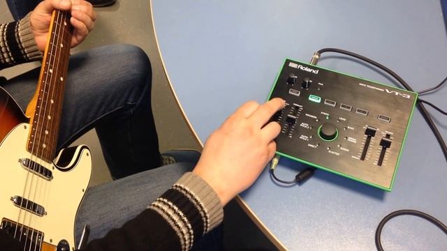 Roland AIRA VT-3 guitar testing обработка гитары смотреть онлайн