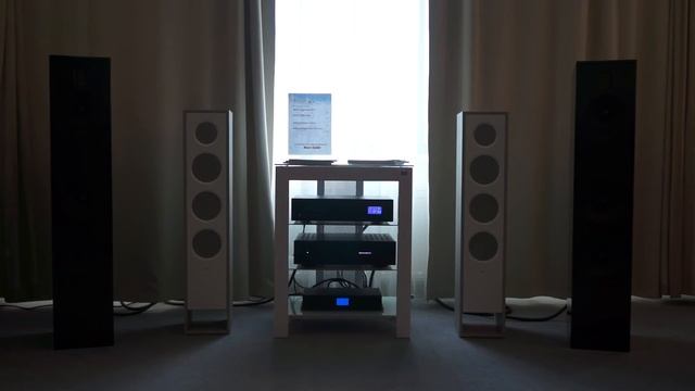 Martin Logan Motion 60 XT + Audio Analogue Fortissimo + Audio Analogue Puccini Anniversary