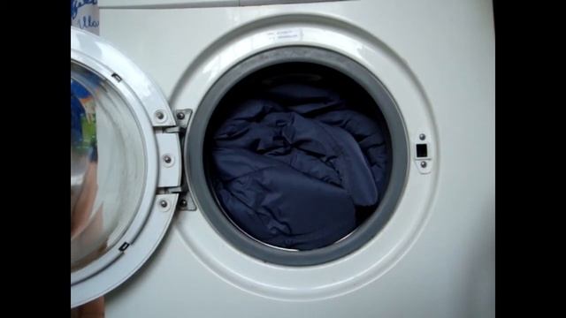 Как постирать пуховик в стиральной машине смотреть онлайн
