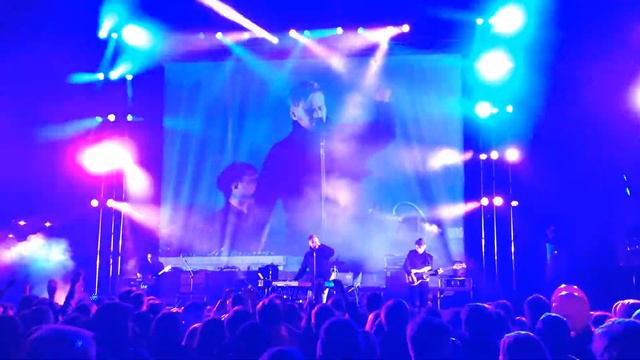 Tesla Boy 1991 Live In Kaliningrad смотреть онлайн