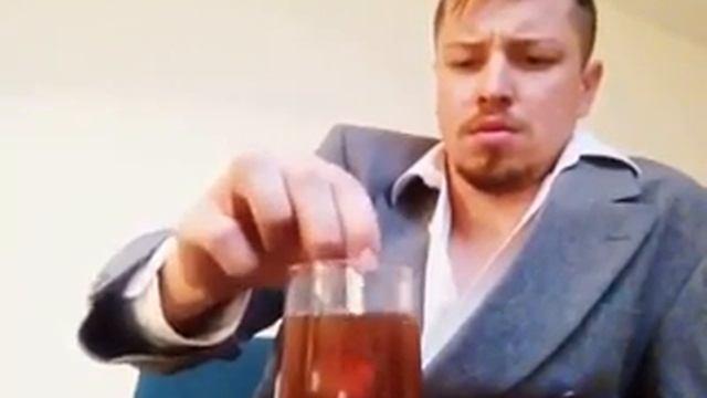 Как пьют чай Англичанин,Турок и Русский смотреть онлайн