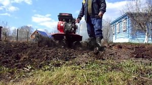 Вспашка огорода мотоблоком с фрезами