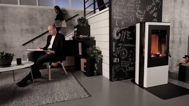 Дровяная печь-камин Contura 35 Low смотреть онлайн