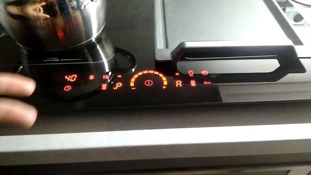 Luxor RI 822 Unique Red + Keep Warm, Stop and Go, BBQ смотреть онлайн