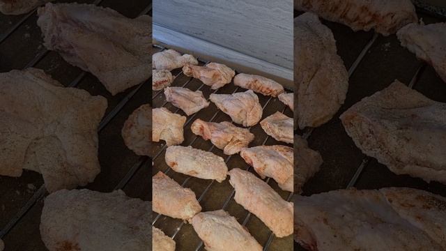 Крылышки в соусе