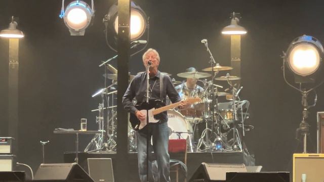 Wonderful Tonight - Eric Clapton - Toronto, Canada, September 10, 2023 смотреть онлайн