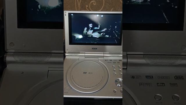 портативный CD-DVD плеер ВВК смотреть онлайн