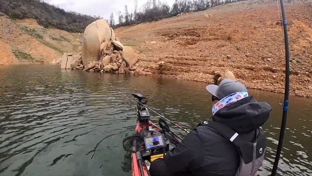 YakABass @ Lake Oroville - Kayak Bass Fishing - 25+ fish caught!!!! 2nd Stop on the Tournament Trai смотреть онлайн