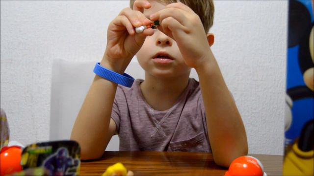 БОЛЬШИЕ Киндер яйца с игрушкой сюрприз MEGA MAXI KINDER eggs UOVA STAR WARS смотреть онлайн