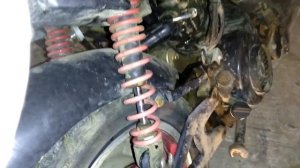 как снять задние колесо на скутере