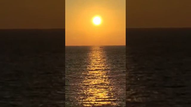 Лазаревское. Самые красивые закаты #лазаревское2022#море#отдых#закат смотреть онлайн
