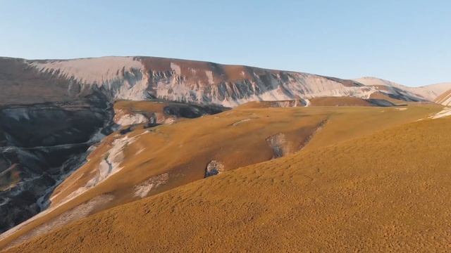 Крутое путешествие на багги BRP по Дагестану смотреть онлайн