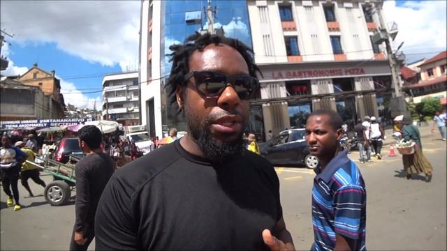 Inside Madagascar. Africa’s Most Friendliest City: Antananarivo. смотреть онлайн