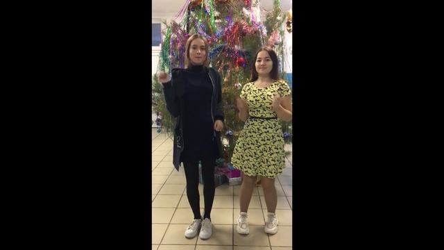 Новогодний тик ток CHRISTMAS TIKTOKS 2021 смотреть онлайн