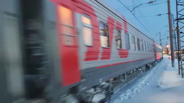 ЭП 1-290 отправляется со ст. Апатиты с последним рейсом, перед отменой, поезда №147. смотреть онлайн