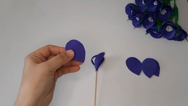 Крокус из фоамирана. Простые цветы из фоамирана Подарок своими руками смотреть онлайн