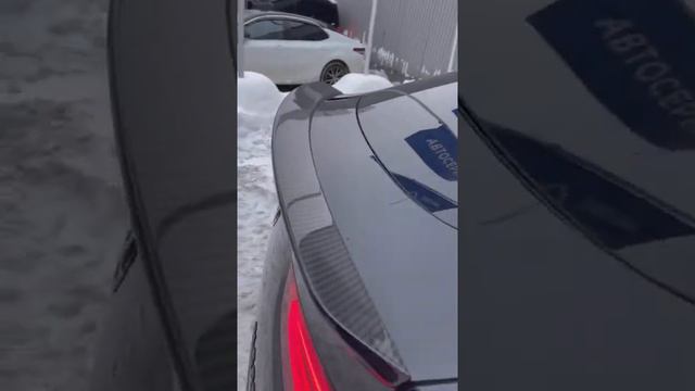 Mercedes- GLE 63 and GLE 63 S Coupé смотреть онлайн