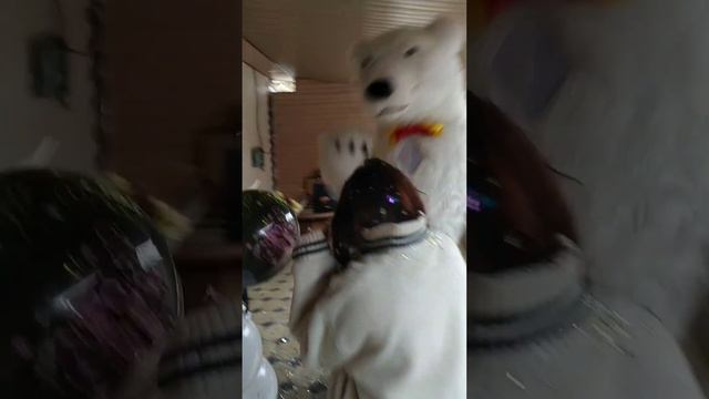 Очень Веселая Девочка  очень хорошее  поздравление !!!