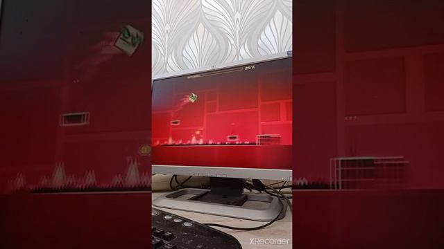 получаю какую ту окраску, которая из  куба вылазиет