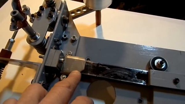 Гриндер - приставка к токарному станку. Часть 1 - устройство. Видео от VLANK.