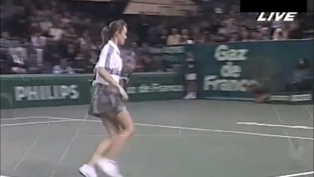 Martina Hingis vs Arantxa Sanchez-Vicario 1995 Cap D'Agde Final Highlights смотреть онлайн