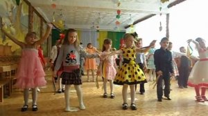 Танец "Разноцветная игра"