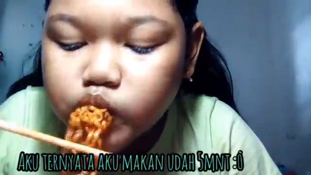 MAKAN MIE SAMYANG GA MINUM SELAMA 5MNT + TANPA EKSPRESI 😱 смотреть онлайн