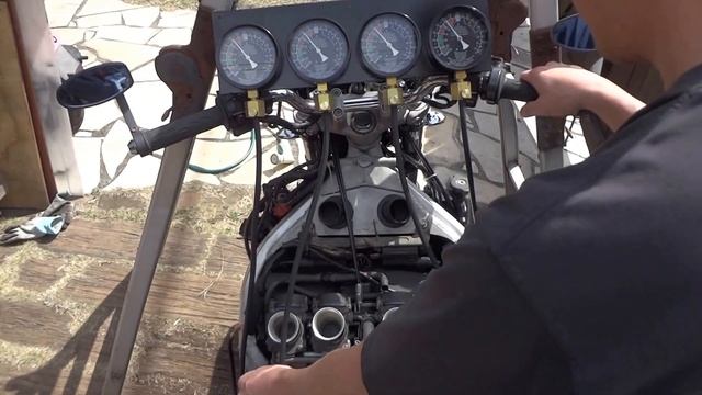 HONDA CBR400RR NC29 Carb Sync Part 2　キャブ同調　パート２ смотреть онлайн