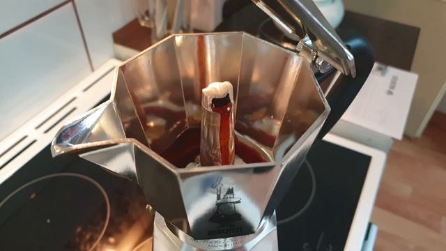 Bialetti Moka Express 6 смотреть онлайн