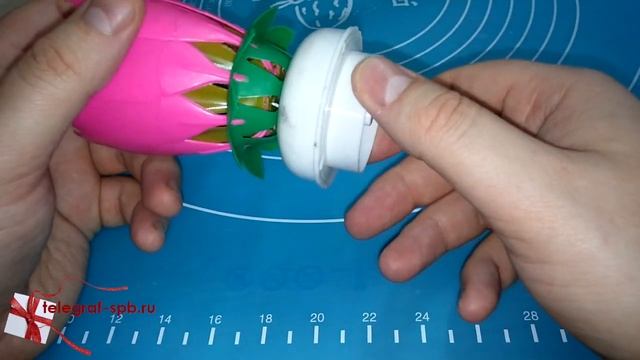 Раскрывающаяся музыкальная свеча для торта - Цветок смотреть онлайн