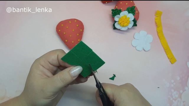 Как украсить волосы Клубникой из фетра красиво и вкусно* How to decorate Hair with FELT Strawberrie смотреть онлайн