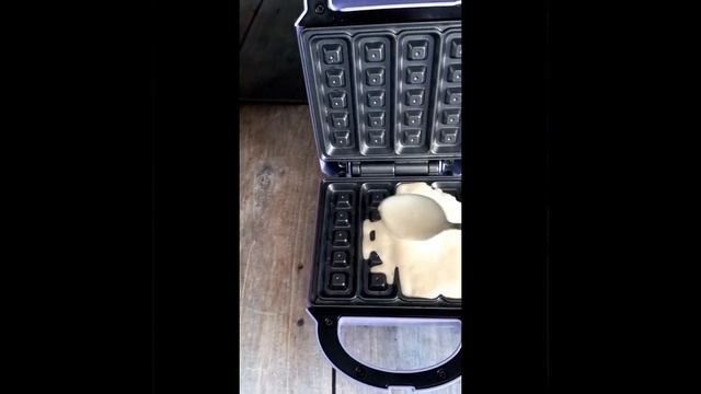 Вафельница GFGRIL GFW - 029 «Вафельные палочки»