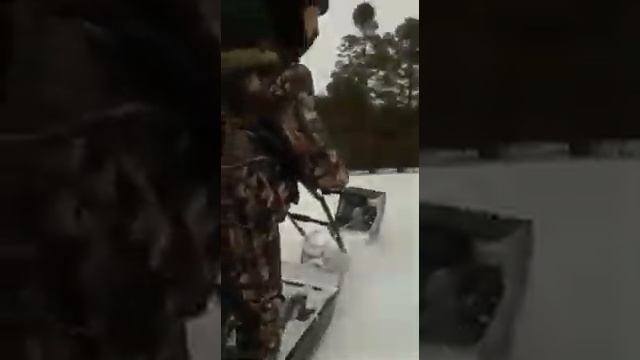 На мотособаке вдвоем) смотреть онлайн