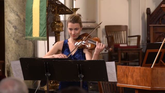 Ciaccona by J.S. Bach performed by Tatiana Daubek смотреть онлайн