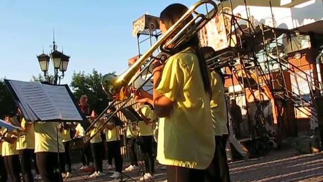 Оркестр девушек города Тайбэй на "Лица улиц" 21.08.16 - 1 смотреть онлайн