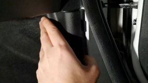 Вода под ковролином. Мини гайд по разбору салона KIA RIO 4