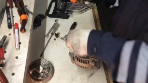 Снятие и ремонт генератора на Toyota RAV4 2002, двигатель 1az-fe. ЧАСТЬ 1.