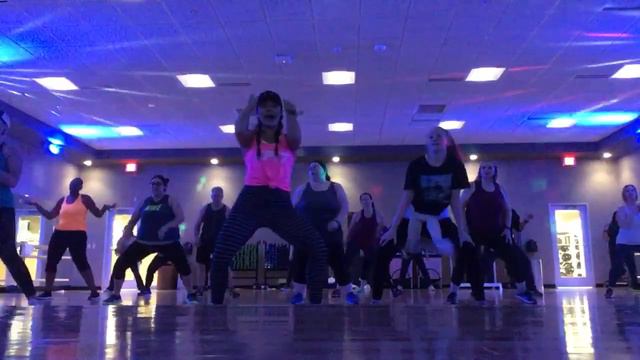 Big Big Booty | J-Lo | Pitbull | Dance Fitness смотреть онлайн