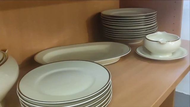 Обзор посуды в ЛИХТЕНФЕЛЬСЕ??, в магазине "ПОДЕРЖАННЫХ ТОВАРОВ" смотреть онлайн