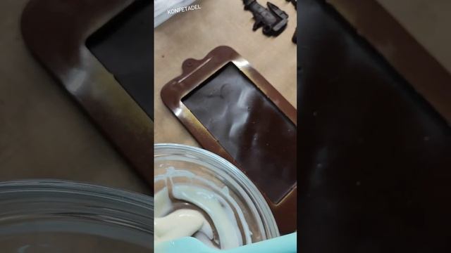 Изготовление плитки шоколада из 99% какао тертого для ребёнка. смотреть онлайн