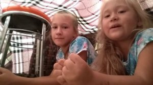 Как построить домик из подушек? Видео ПОЛИНКА-КАЛИНКА!!!