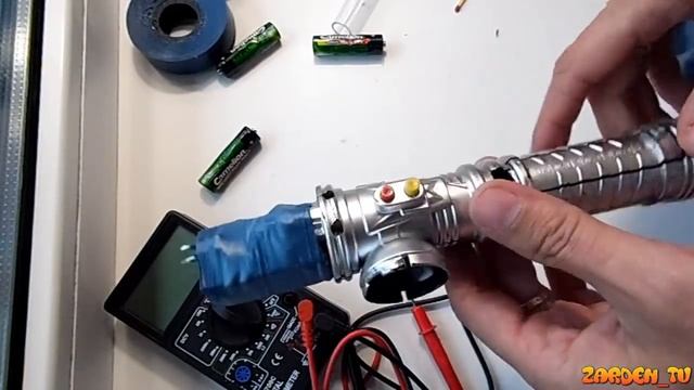 ЛАЙФХАК, как сделать электрошокер, генератор напряжения, посылка из Китая (how to make a Taser) смотреть онлайн