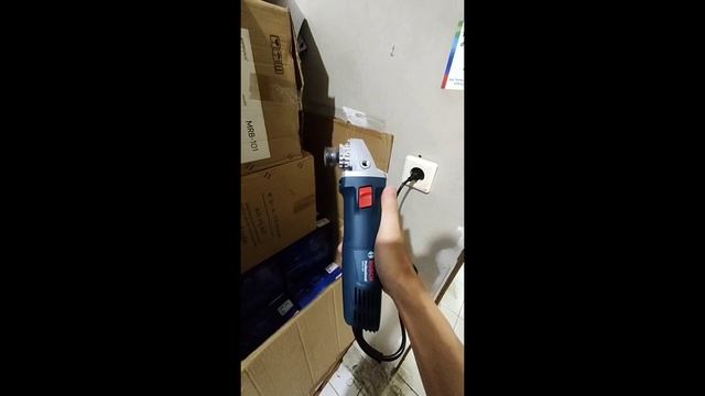 Unboxing New Type Angle Grinder Bosch Gws 700 смотреть онлайн