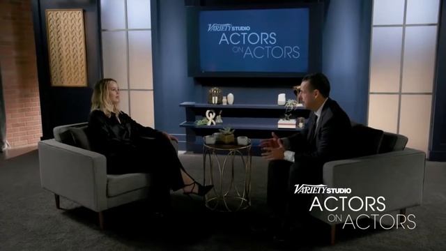 Адам Сэндлер и Дженифер Лоуренс об отзывах к фильмам смотреть онлайн